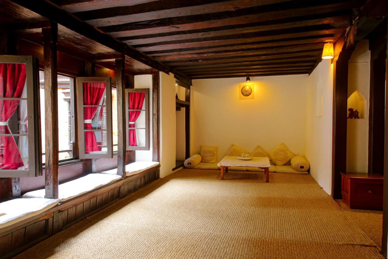 Newa Chen Historic House Unesco Lalitpur Bagian luar foto