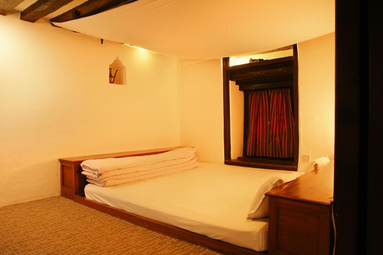 Newa Chen Historic House Unesco Lalitpur Bagian luar foto