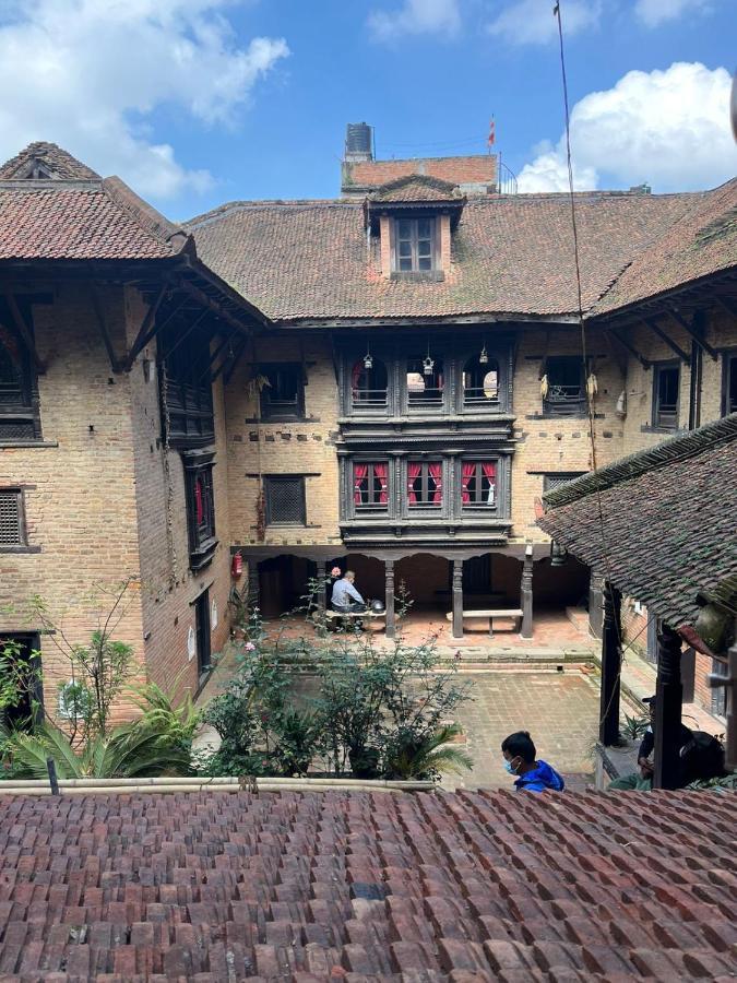 Newa Chen Historic House Unesco Lalitpur Bagian luar foto