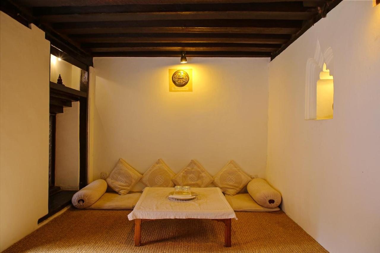 Newa Chen Historic House Unesco Lalitpur Bagian luar foto