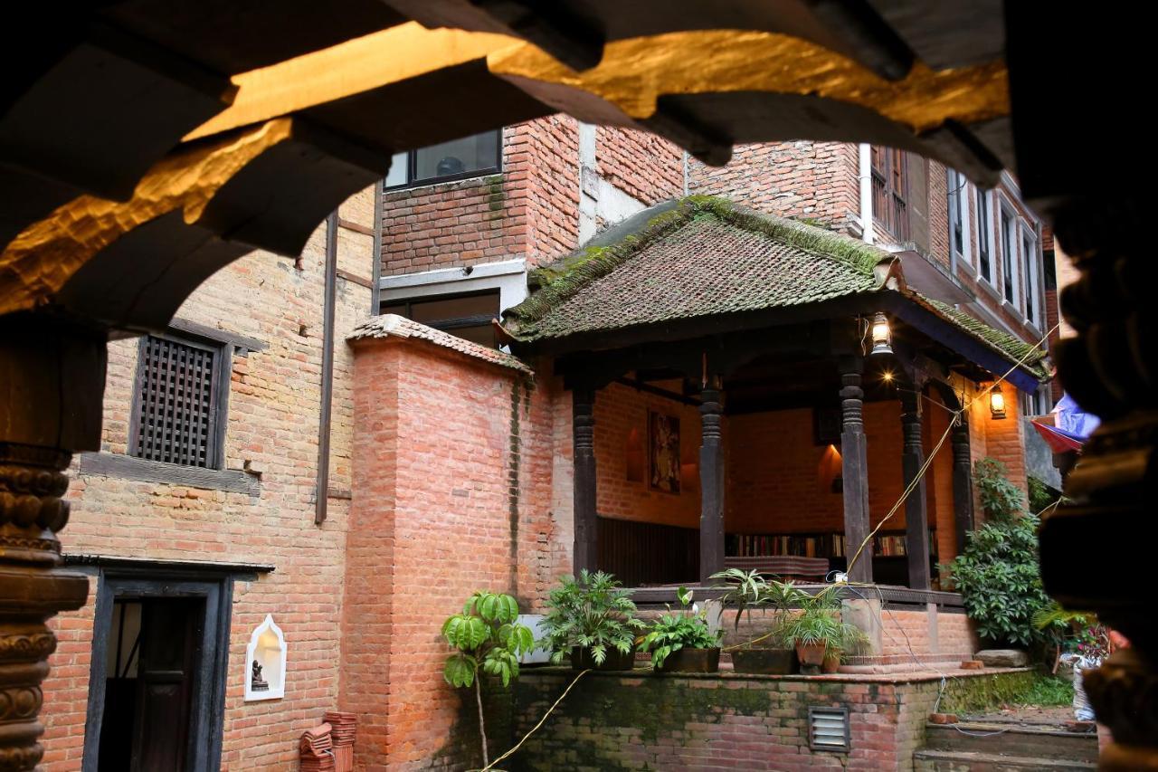 Newa Chen Historic House Unesco Lalitpur Bagian luar foto