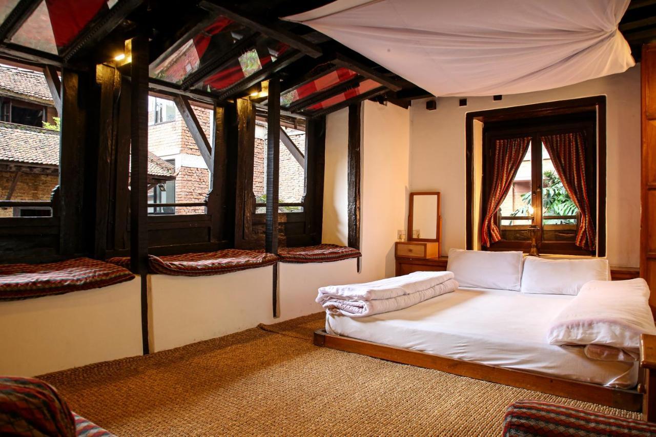 Newa Chen Historic House Unesco Lalitpur Bagian luar foto