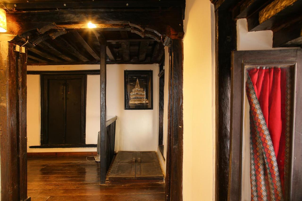 Newa Chen Historic House Unesco Lalitpur Bagian luar foto
