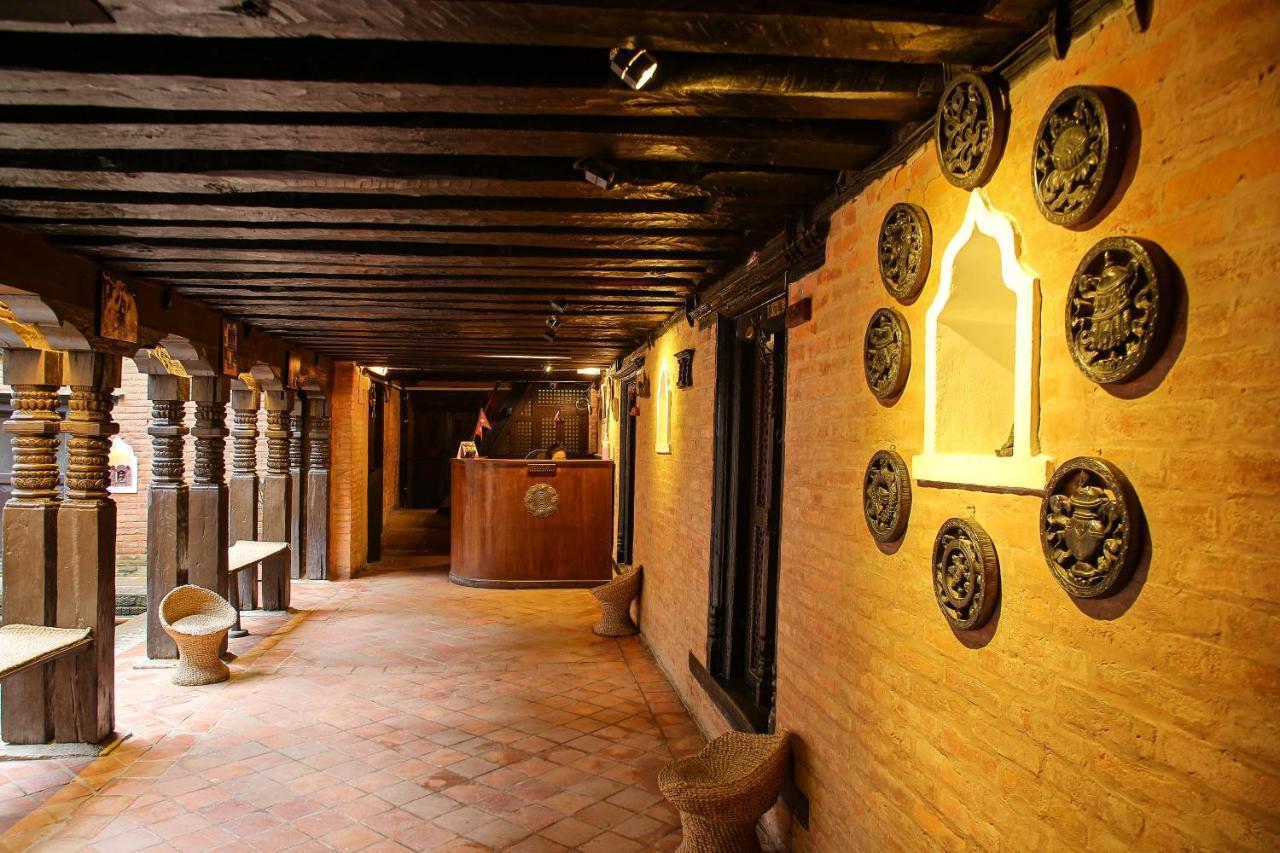 Newa Chen Historic House Unesco Lalitpur Bagian luar foto